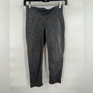 Athleta grey cropped leggings with brown trim size XS
